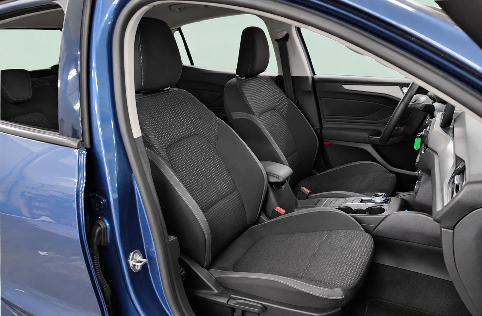 Ford Focus 1.5 EcoBlue Trend+ - foto 18