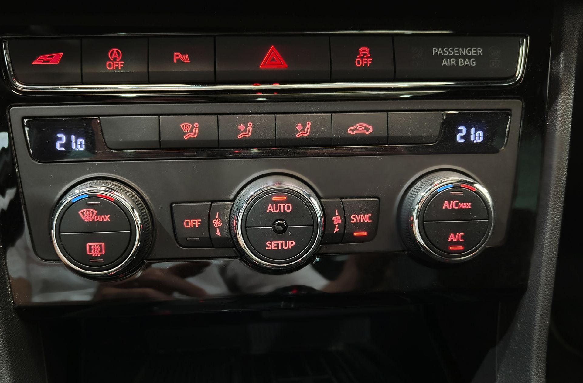 SEAT León ST 2.0 TSI Cupra 4Drive DSG - foto 42