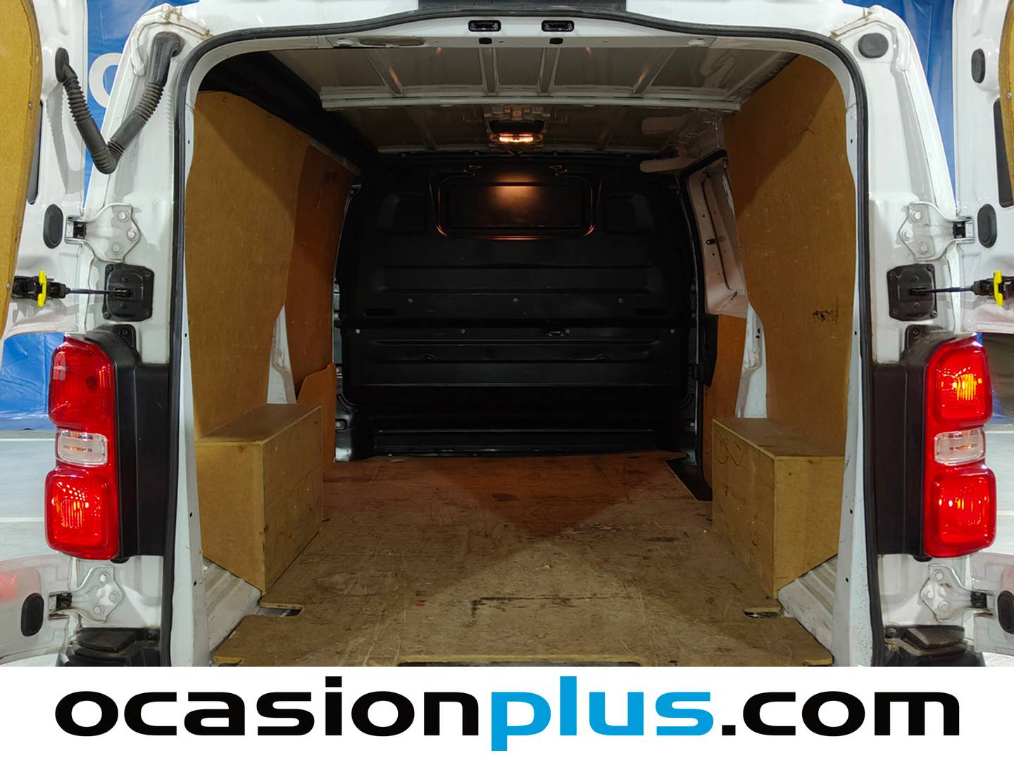 Foto asientos traseros Citroën Jumpy Citroën Jumpy BlueHDi 100 Talla XL (102 CV)