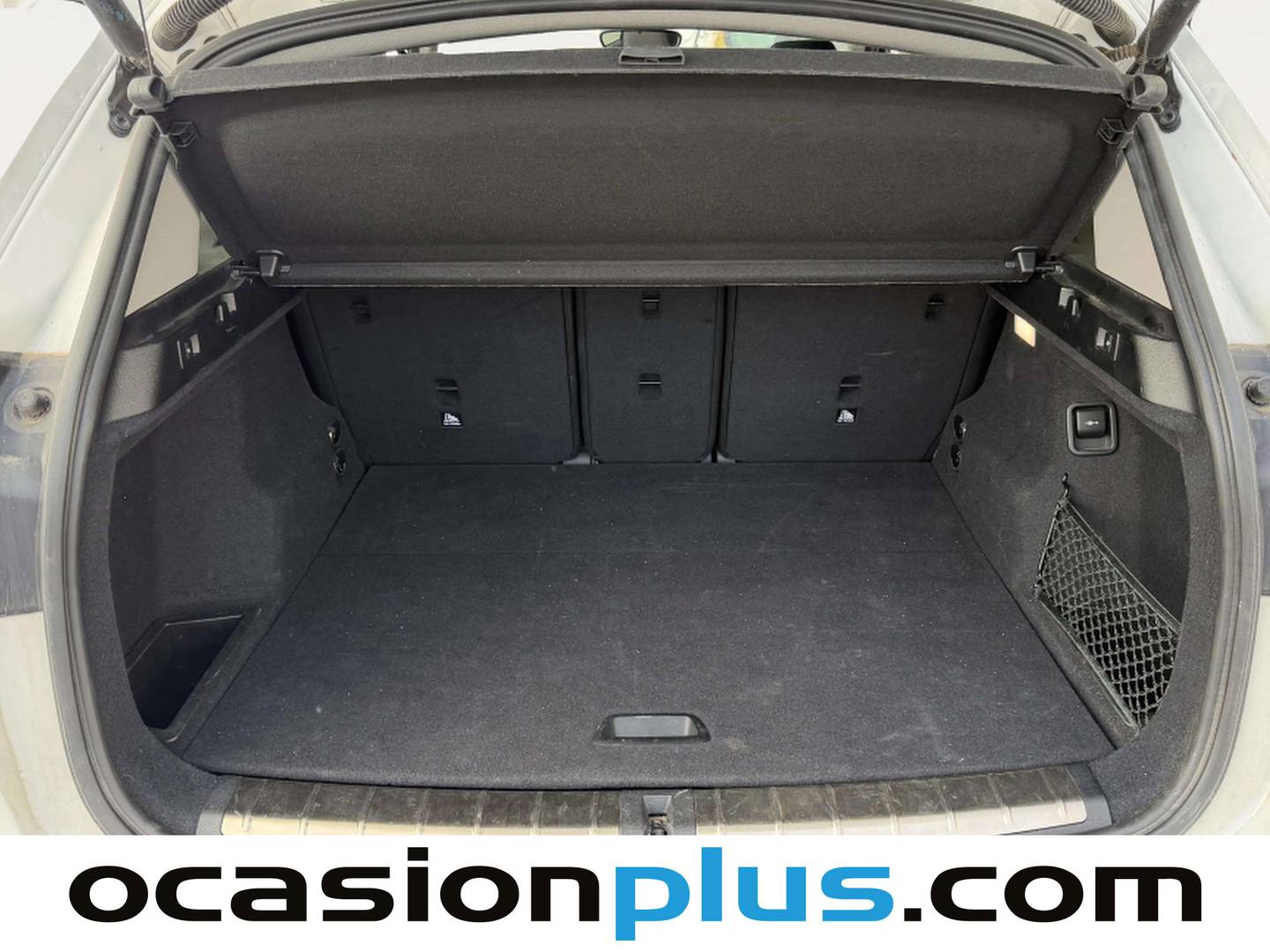 Fotos maletero BMW X1 BMW X1 sDrive18d (150 CV)