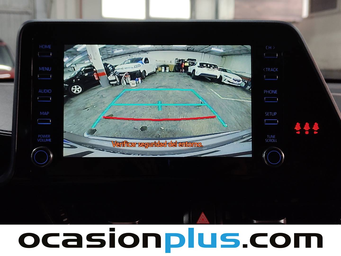 Equipamiento del Toyota C-HR Toyota C-HR 180H Advance (184 CV)