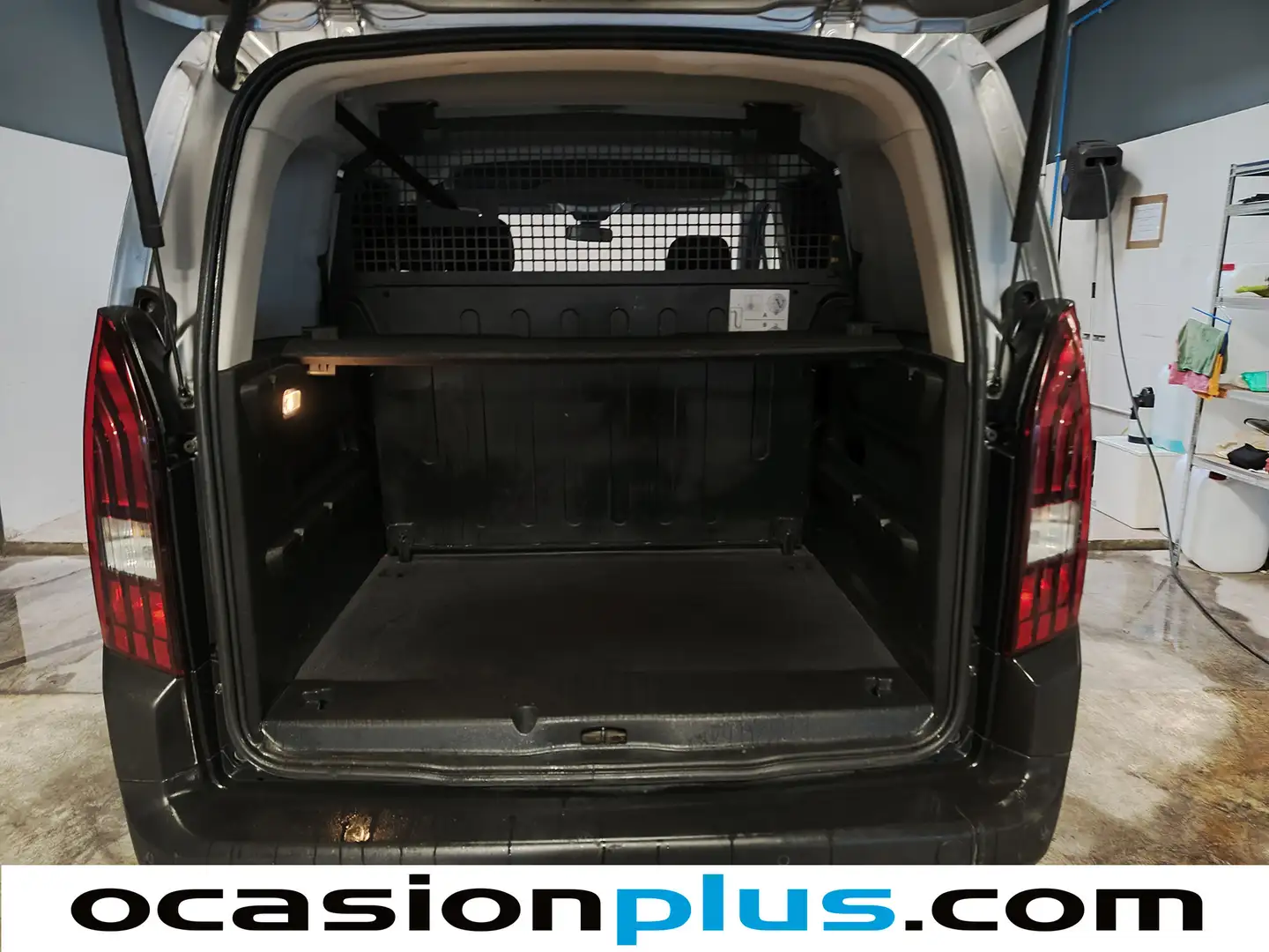 Foto Peugeot Rifter Peugeot Rifter BlueHDi 130 S&S Allure Business Standard (130 CV)