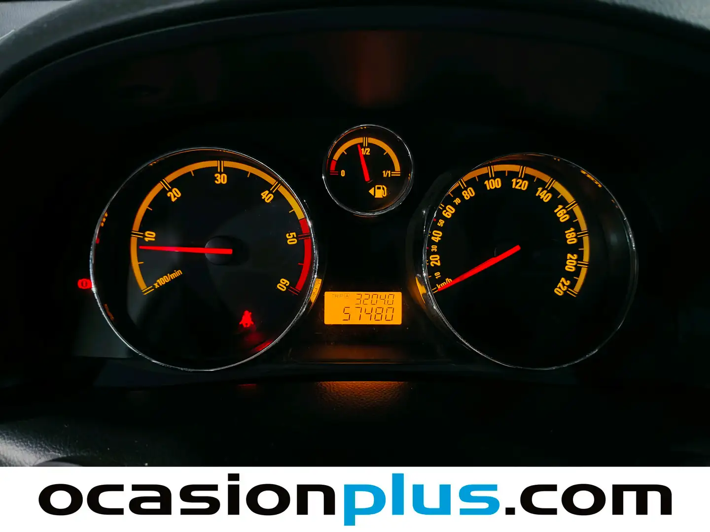 Foto Opel Antara Opel Antara 2.0 CDTI 16V Cosmo 110 kW (150 CV)