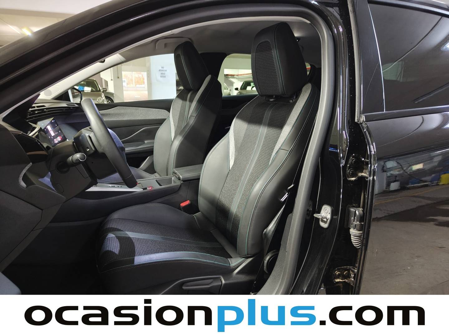 Foto Peugeot 308 Peugeot 308 Allure Hybrid eDCS6 (145 CV)