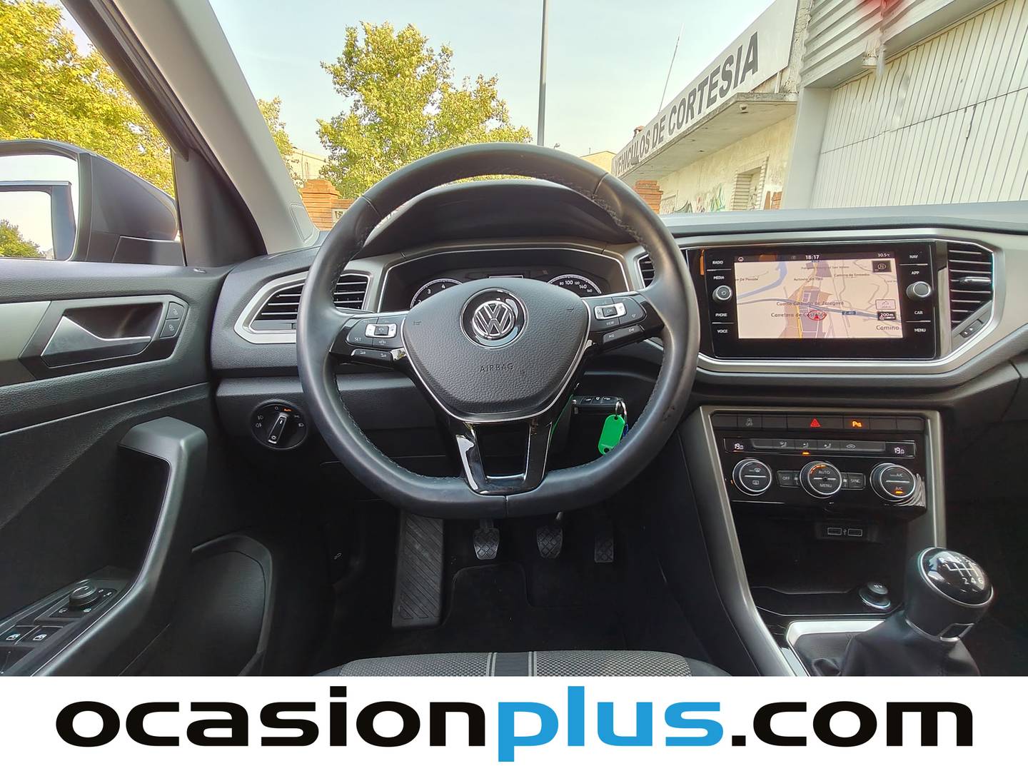 Foto Volkswagen T-Roc Volkswagen T-Roc Advance 1.0 TSI (115 CV)