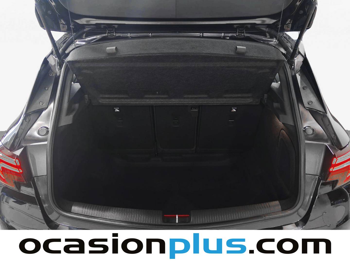 Fotos maletero Opel Astra Opel Astra 1.2 Turbo SHR Elegance (145 CV)