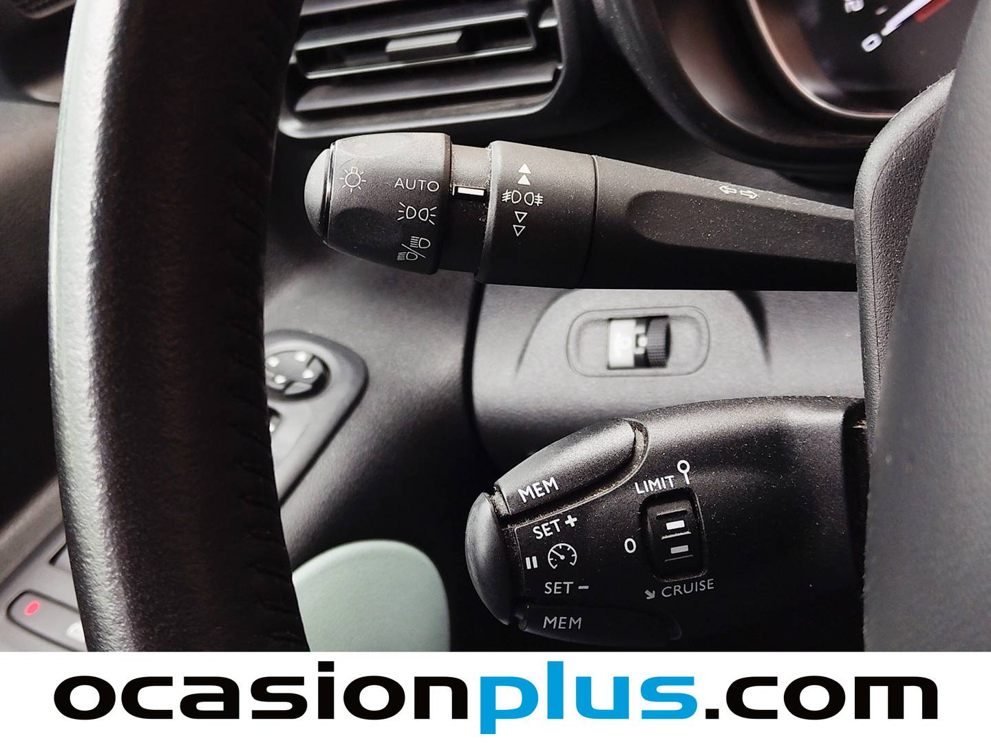 Citroën Berlingo Citroen Berlingo Combi BlueHDi 100 S&S Talla M Feel Pack (102 CV) seminuevo