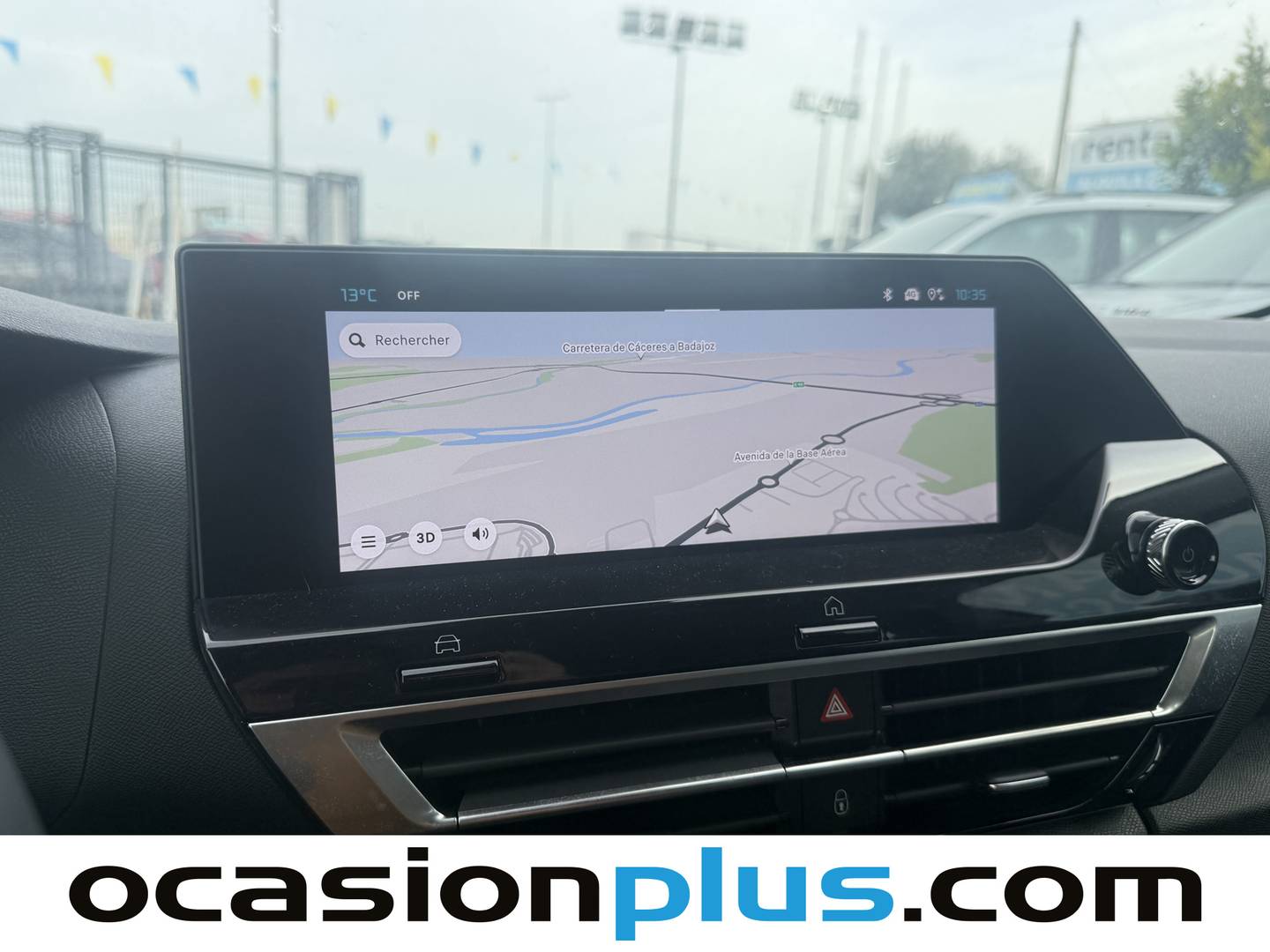 Extras y acabados del Citroën C4 Citroen C4 PureTech 130 S&S 6v Plus (131 CV)