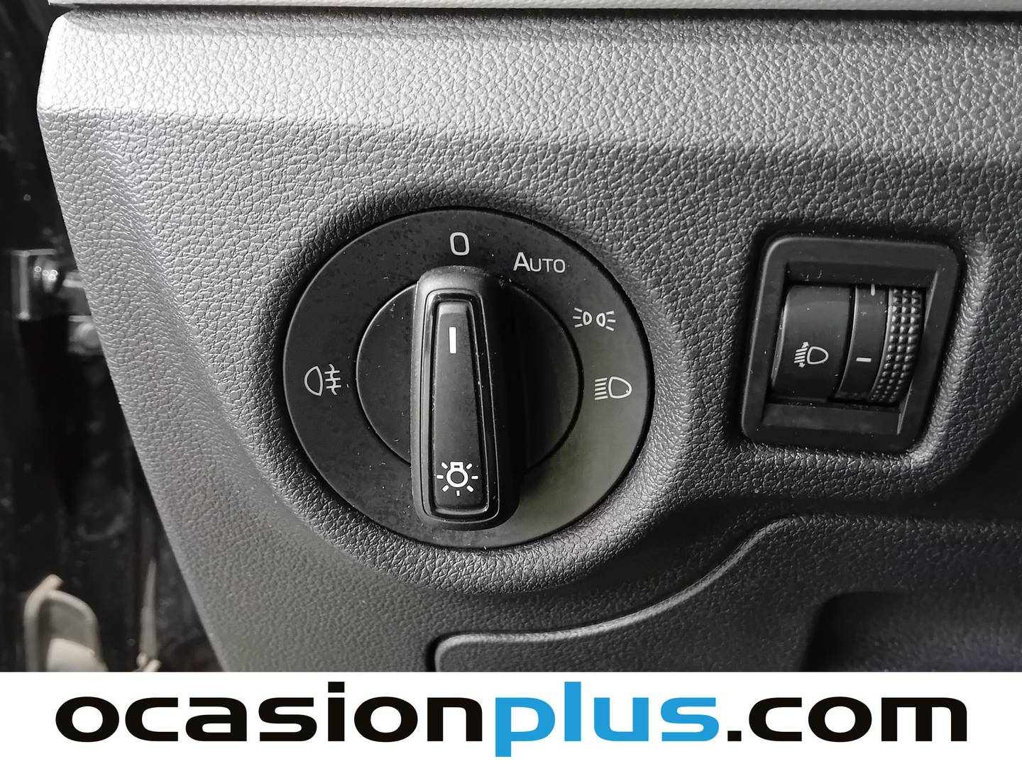 Skoda Kamiq Skoda Kamiq 1.0 TSI Emotion (110 CV) seminuevo