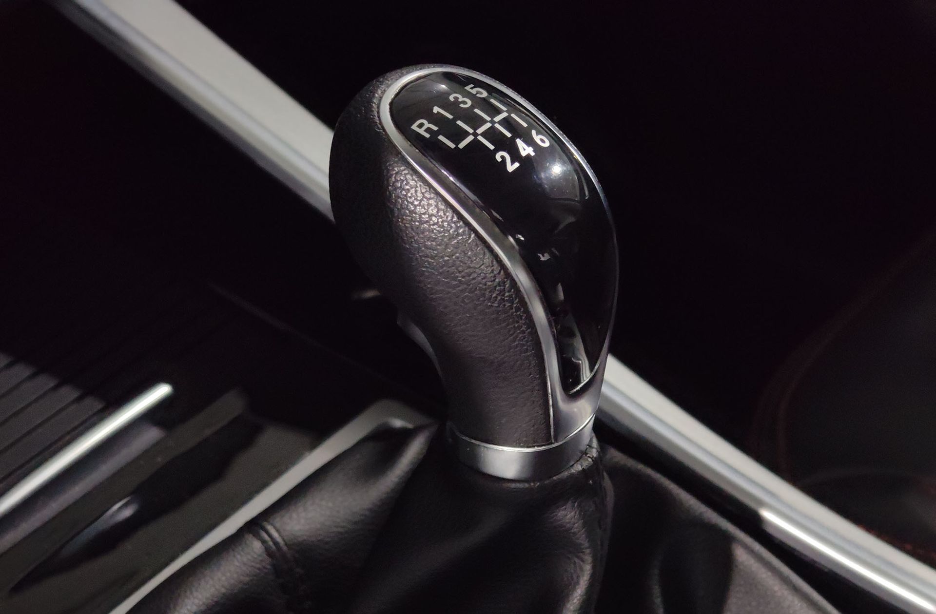 SWM G01 1.5T Luxury - foto 6