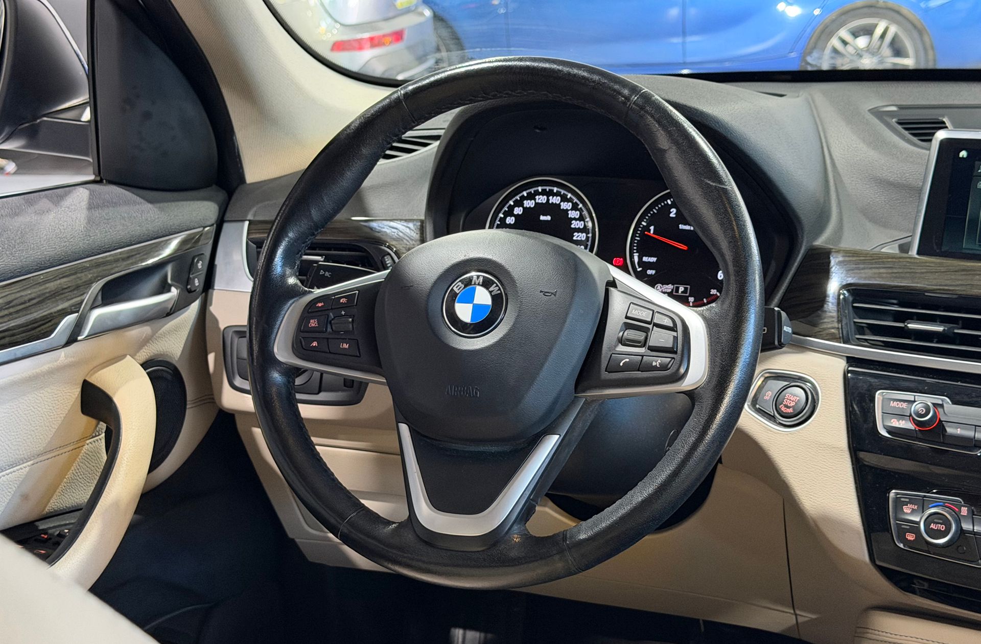 BMW X1 sDrive18d - foto 25