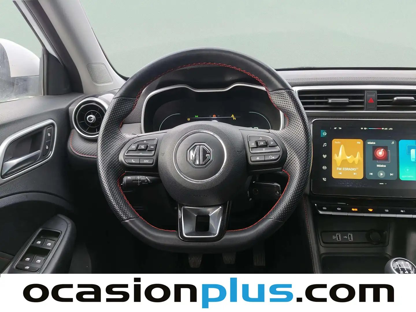 Foto MG ZS MG ZS 1.5 Luxury  (106 CV)