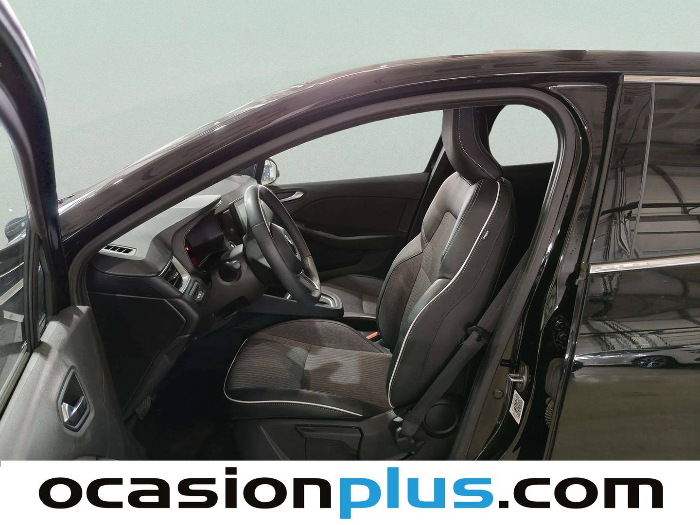 Foto asientos delanteros Mitsubishi Colt Mitsubishi Colt 160 HEV Kaiteki (143 CV)