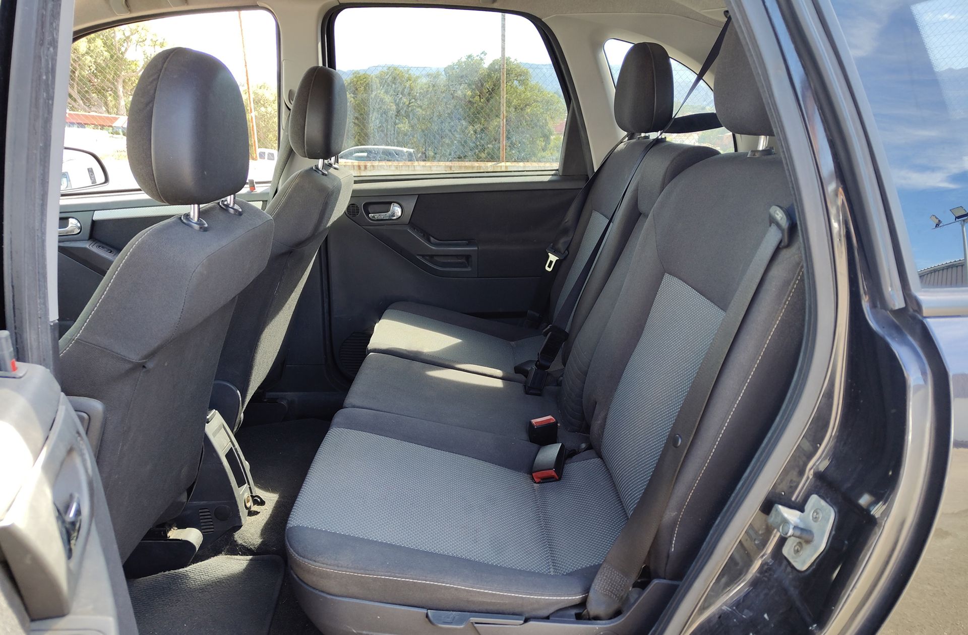 Opel Meriva 1.7 CDTI Cosmo - foto 8