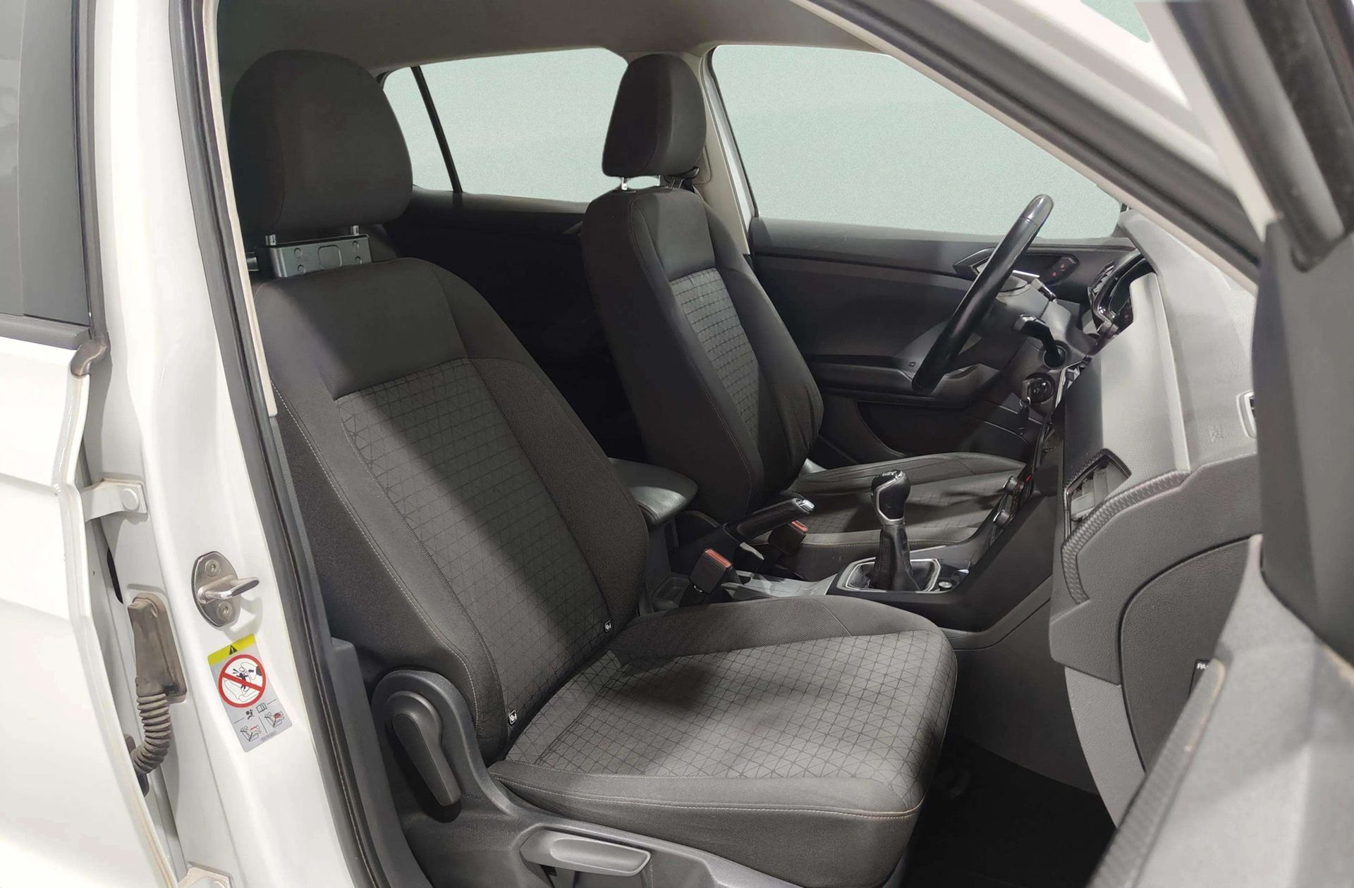 Volkswagen T-Cross Advance 1.6 TDI - foto 18