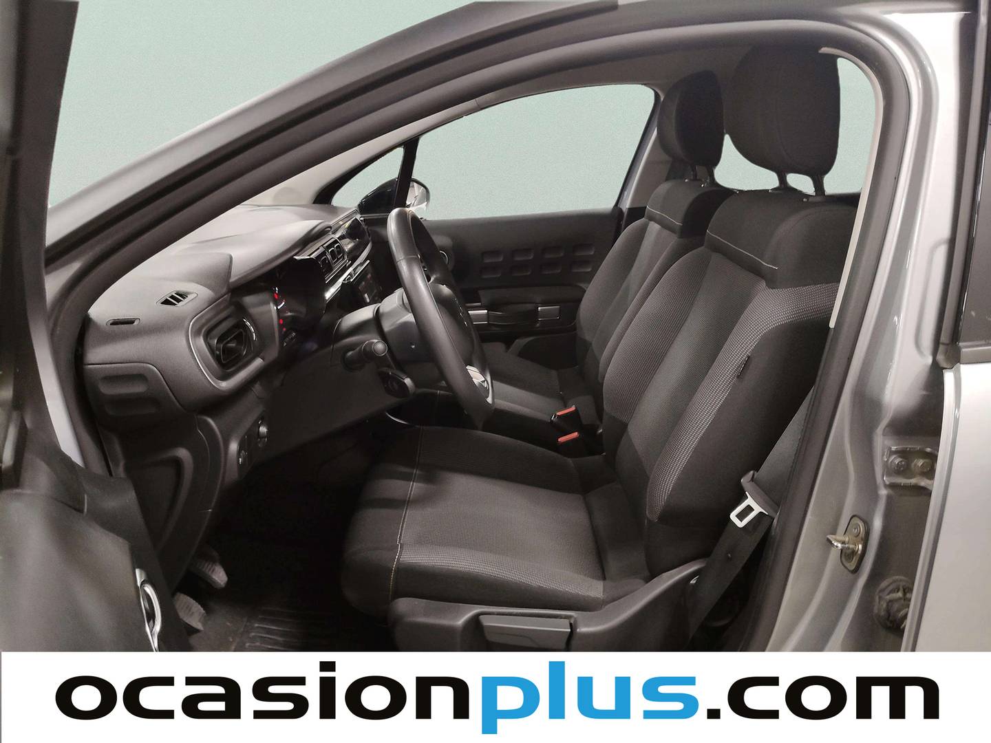Foto asientos delanteros Citroën C3 Citroën C3 PureTech 83 S&S Max (83 CV)
