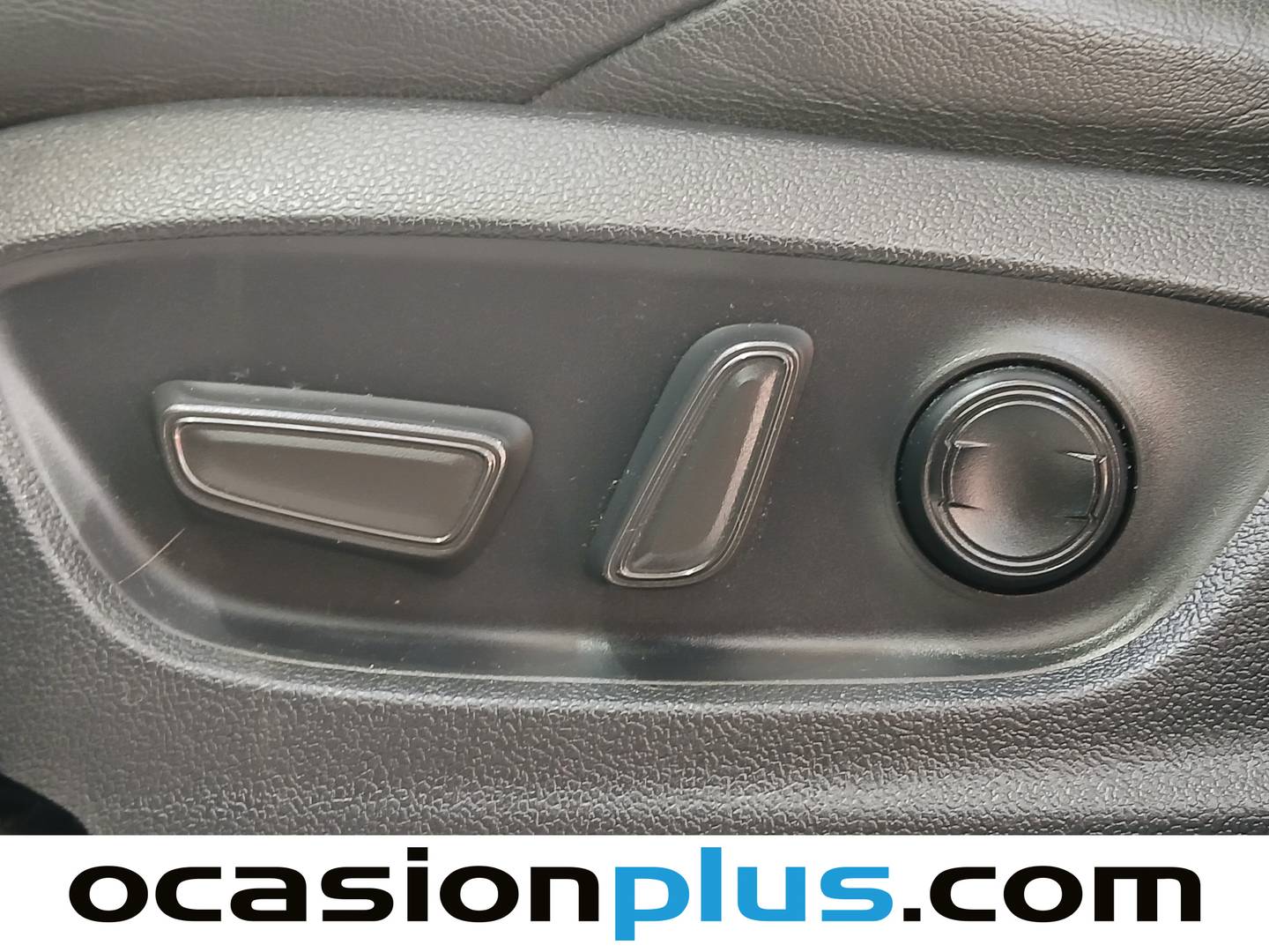 Equipamiento del Toyota C-HR Toyota C-HR 180H GR Sport (184 CV)