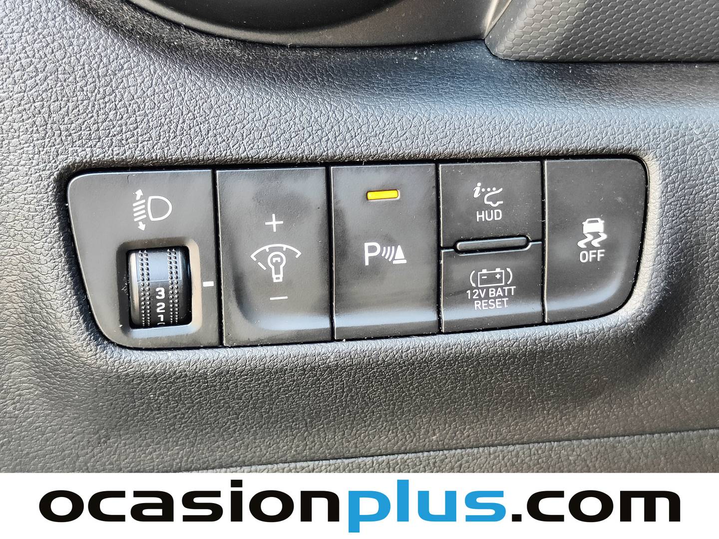Hyundai Kona Hyundai Kona 1.6 GDI HEV Style Sky DCT (141 CV) seminuevo