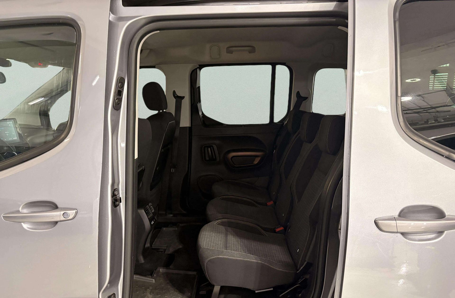 Peugeot Rifter BlueHDi 100 GT Line Standard - foto 12