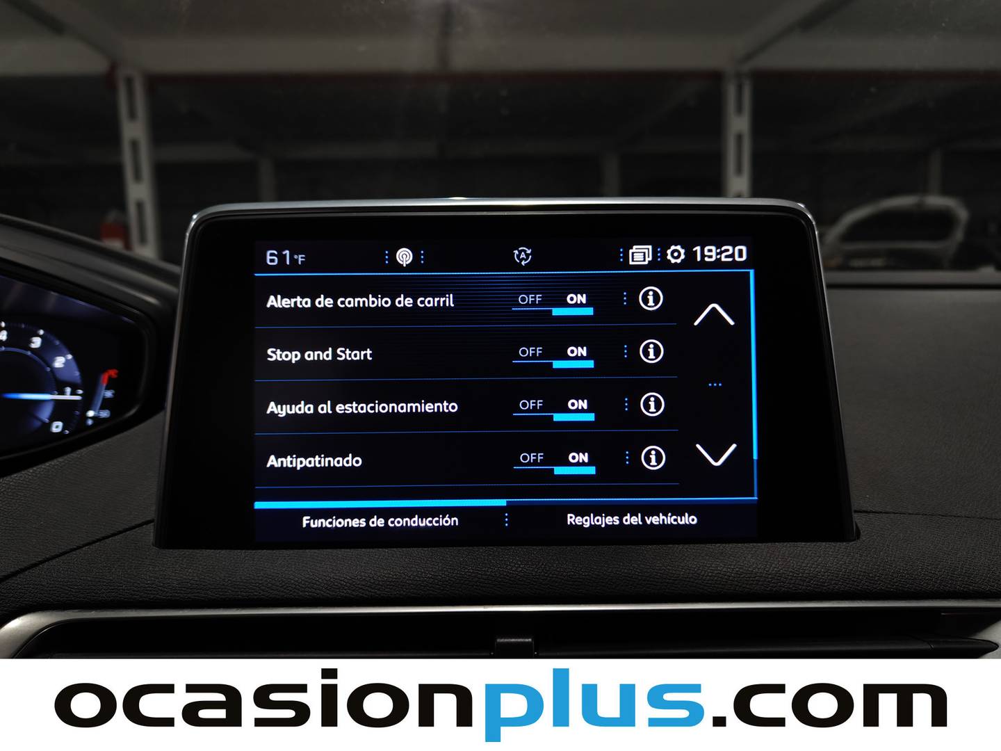 Foto Peugeot 3008 Peugeot 3008 BlueHDI 130 S&S Allure 96 kW (130 CV)