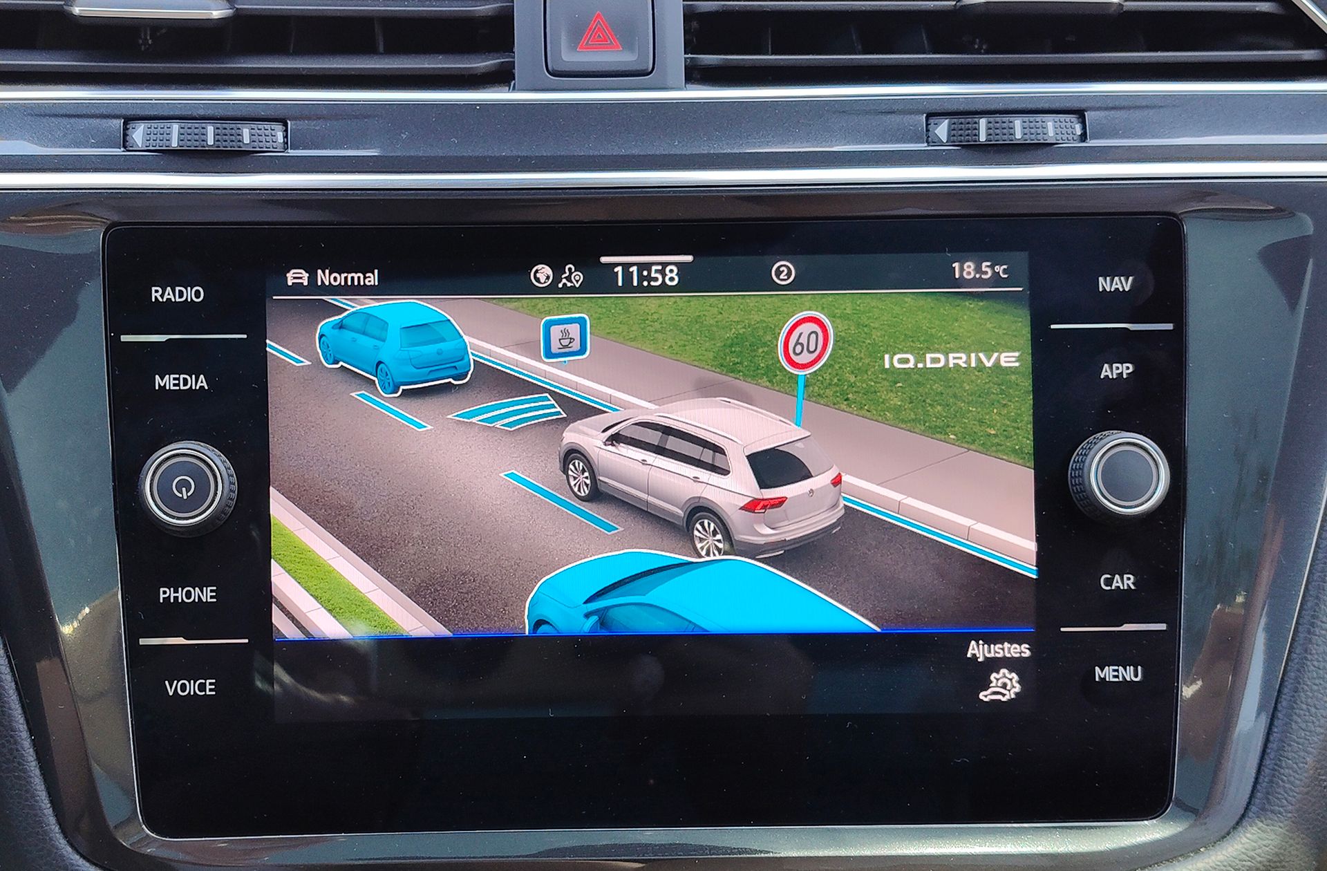 Volkswagen Tiguan Allspace R-Line 2.0 TDI DSG 7 plazas - foto 13
