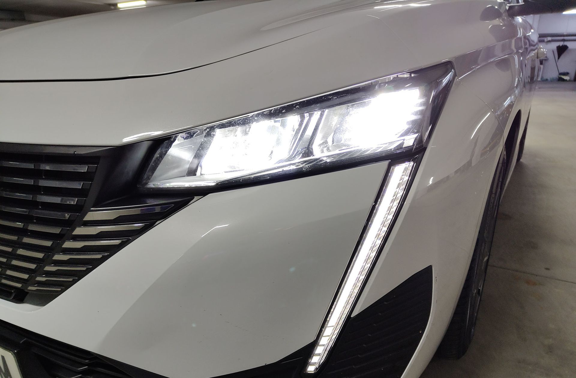 Peugeot 308 Allure Hybrid eDCS6 - foto 17