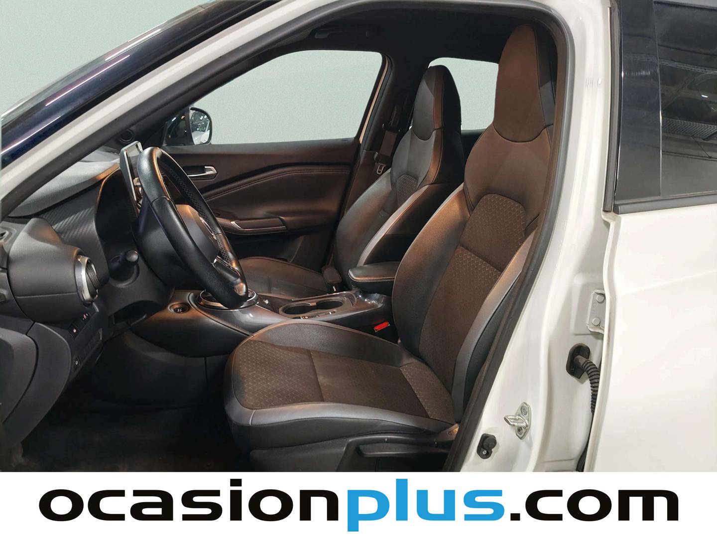 Foto asientos delanteros Nissan JUKE Nissan Juke 1.6 Hybrid N-Connecta Auto (143 CV)