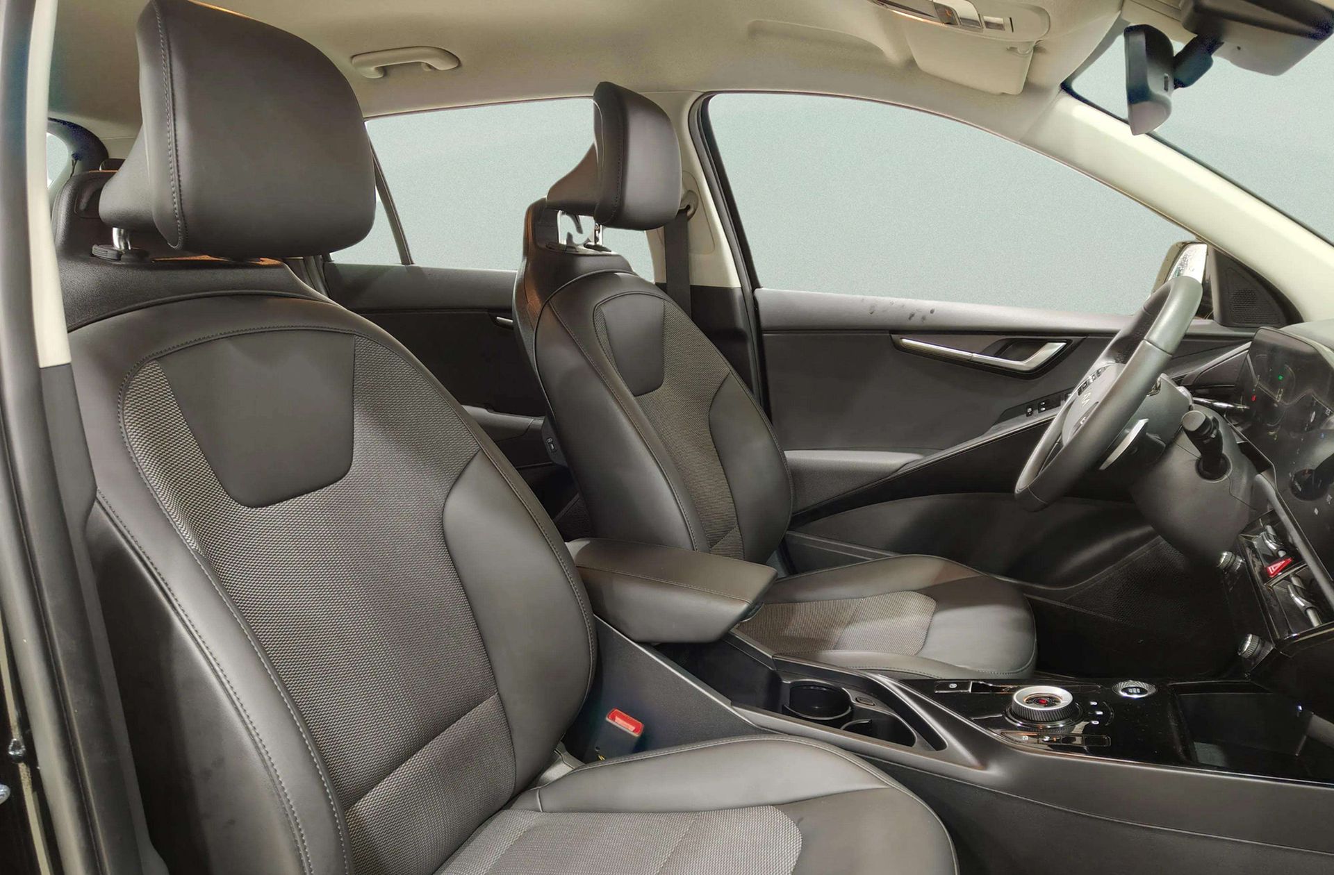 Kia Niro 1.6 GDi HEV Drive - foto 20