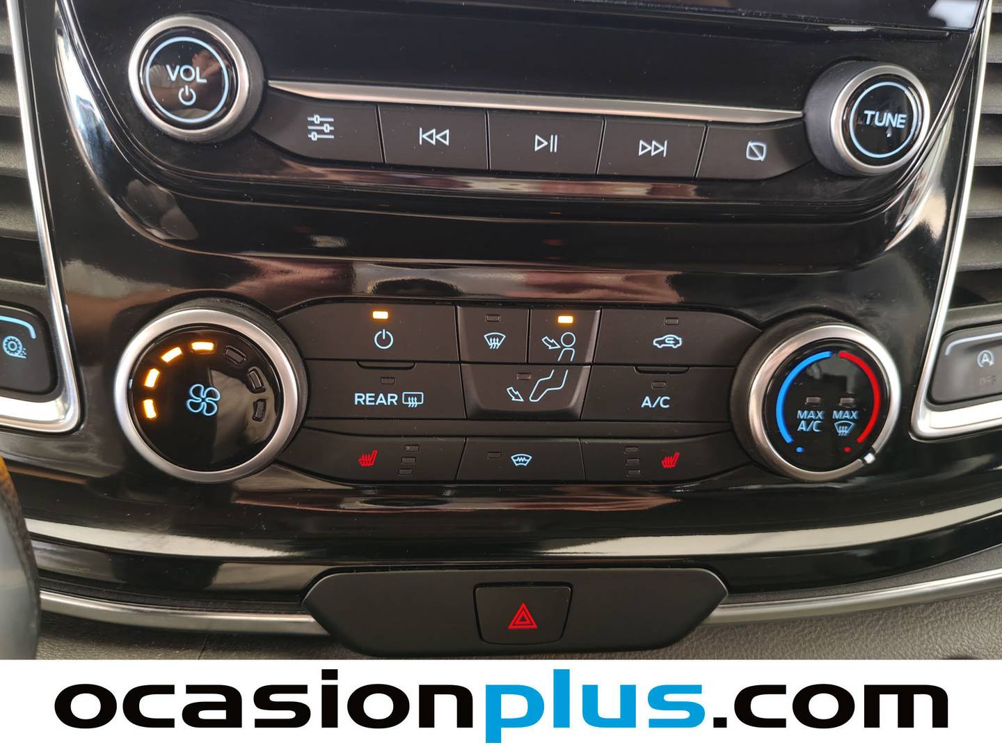 Ford Tourneo Custom Ford Tourneo Custom 2.0 TDCI L1 Titanium Auto (130 CV) 8 Plazas al mejor precio