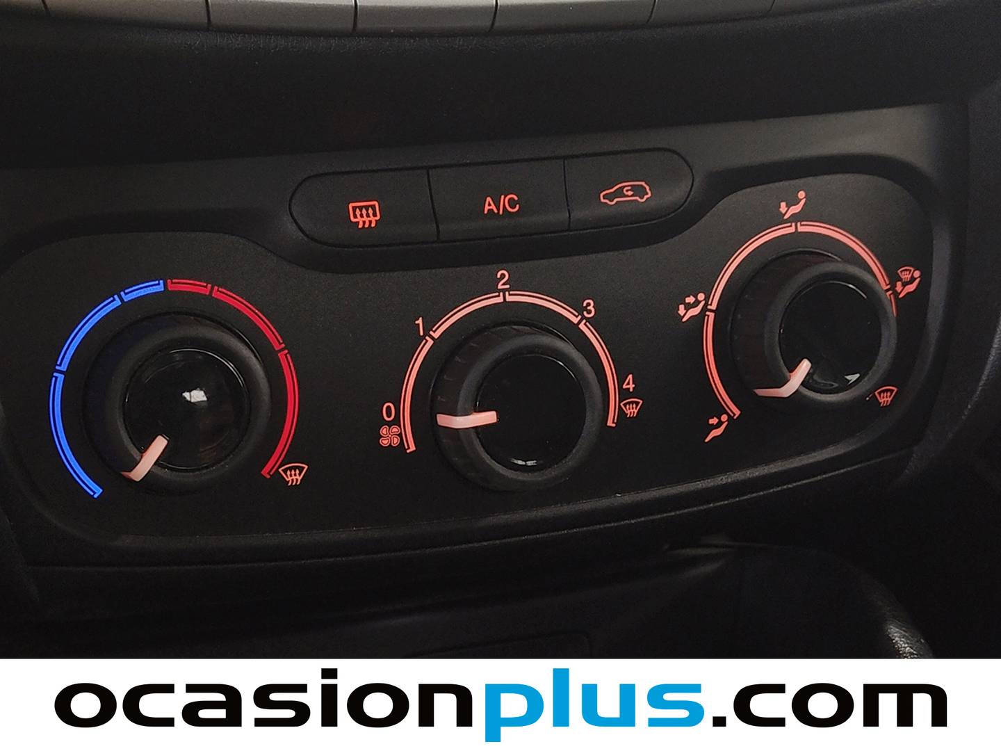 Extras del Fiat Tipo Fiat Tipo 1.4 T-Jet Easy (120 CV)