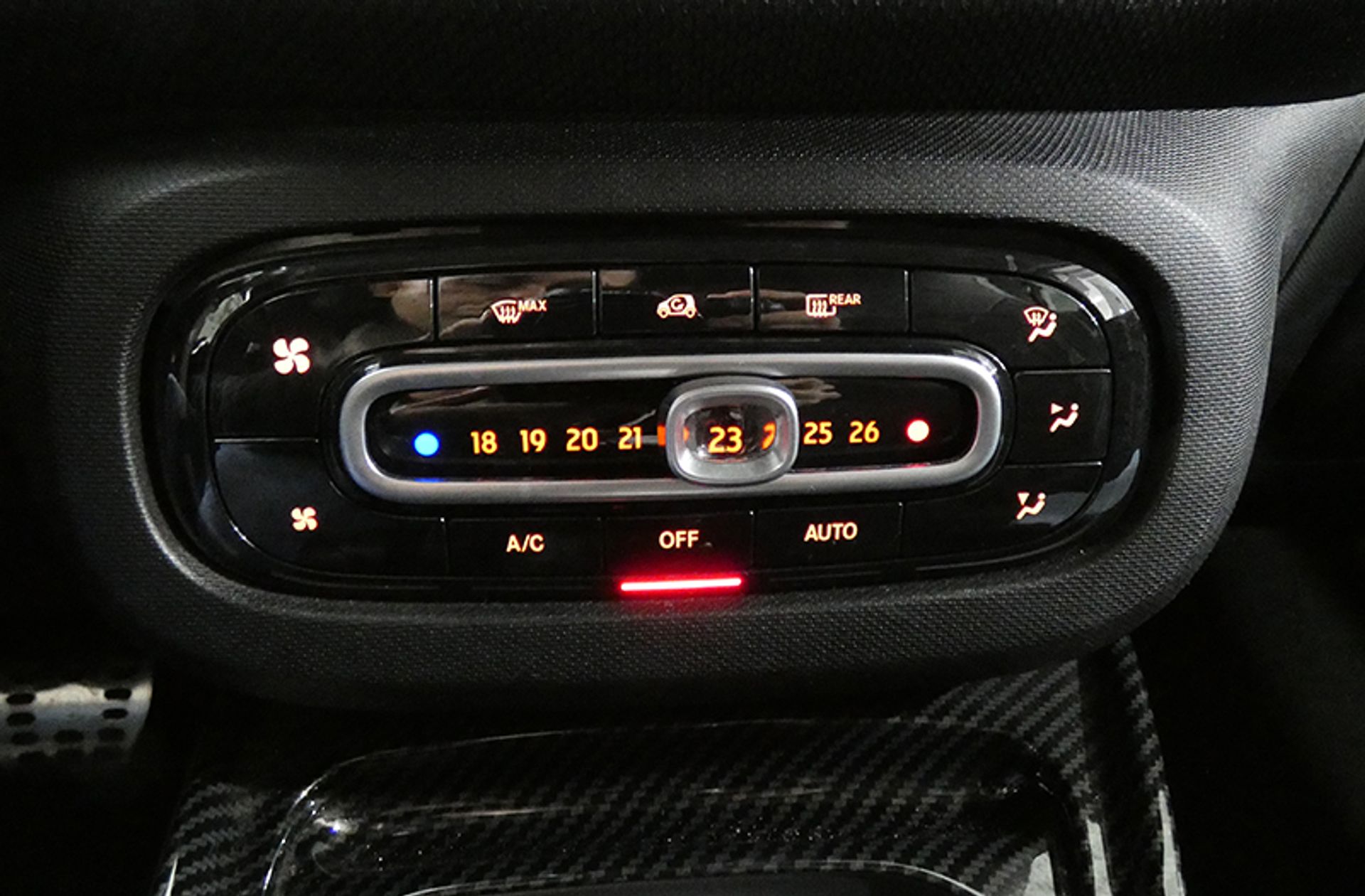 smart fortwo Coupe Ushuaia Limited Edition - foto 29