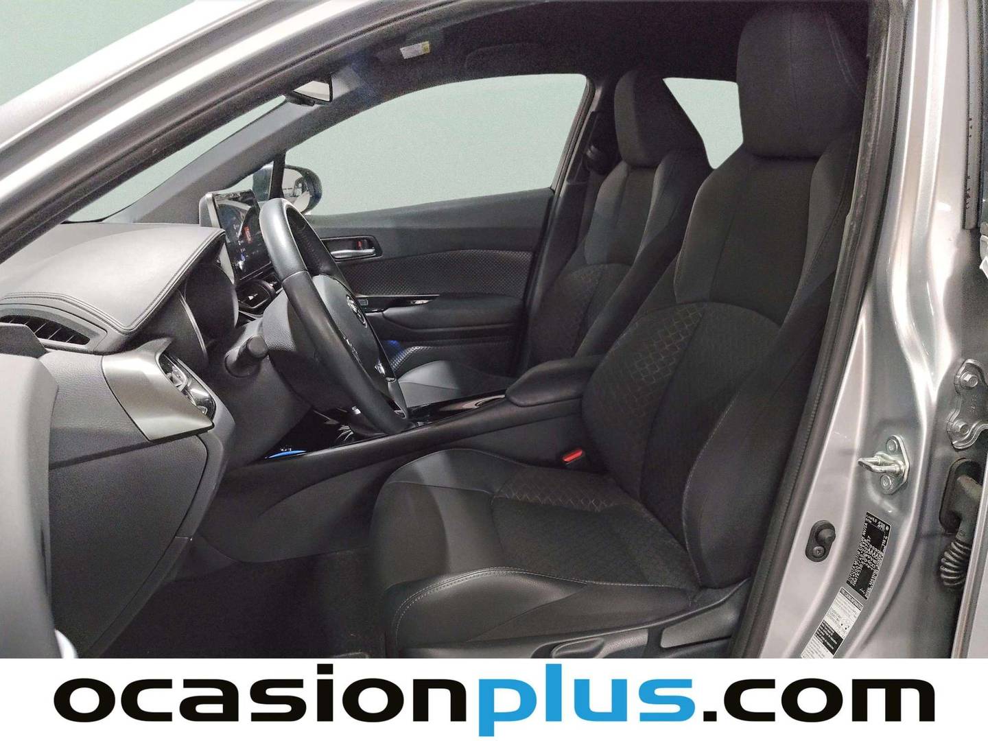Foto asientos traseros Toyota C-HR Toyota C-HR 180H Advance (184 CV)