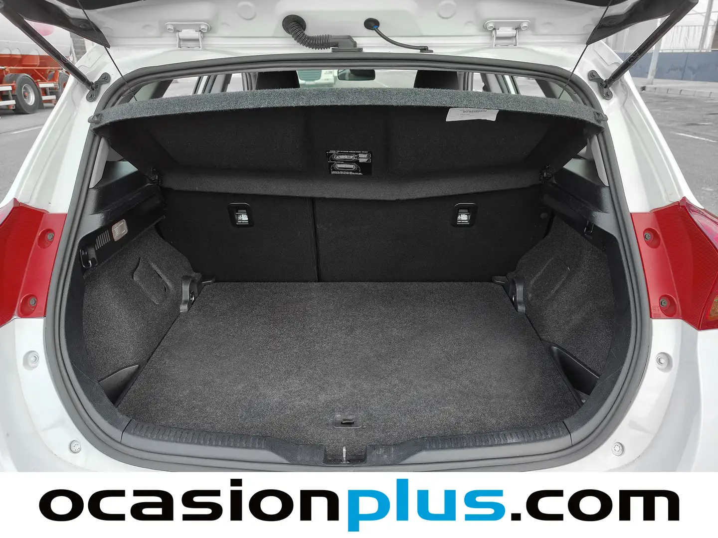 Foto Toyota Auris Toyota Auris 130 Active  (132 CV)