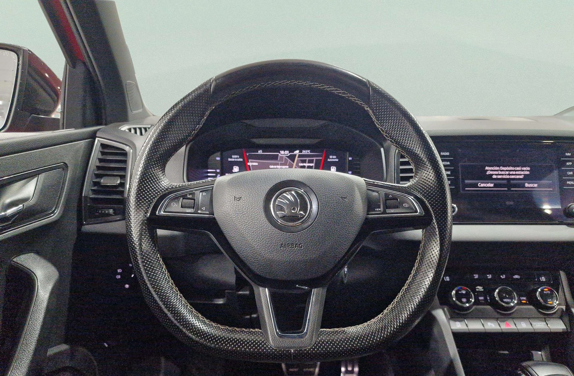 Škoda Karoq 1.5 TSI ACT Sportline DSG - foto 23