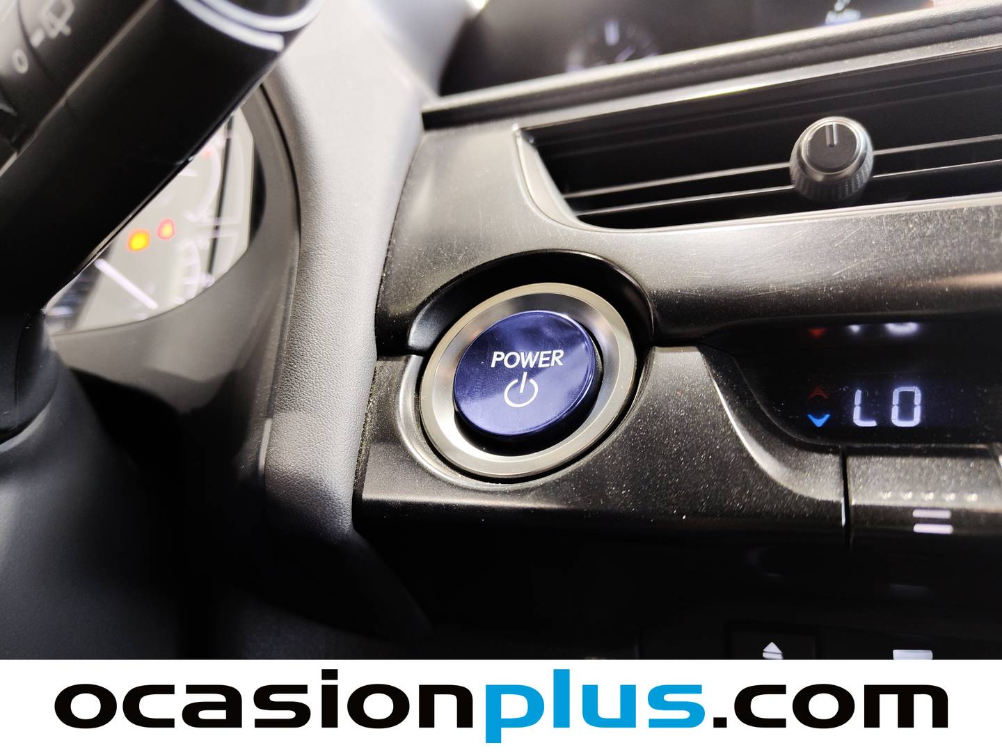 Foto Lexus UX Lexus UX 250h Business 2WD (184 CV)