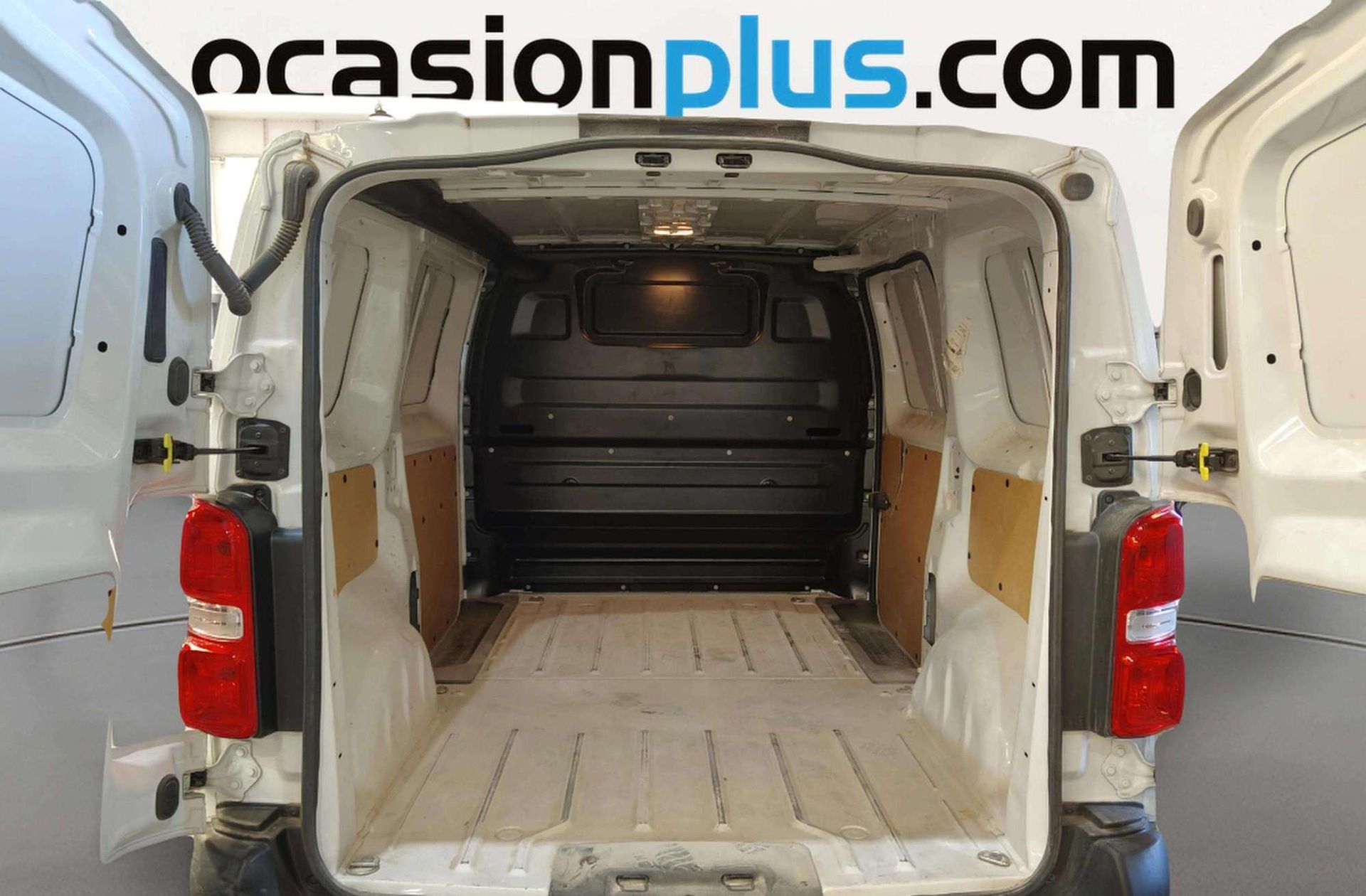 Fiat Scudo Furgon 1.5 BlueHDi L2 - foto 14