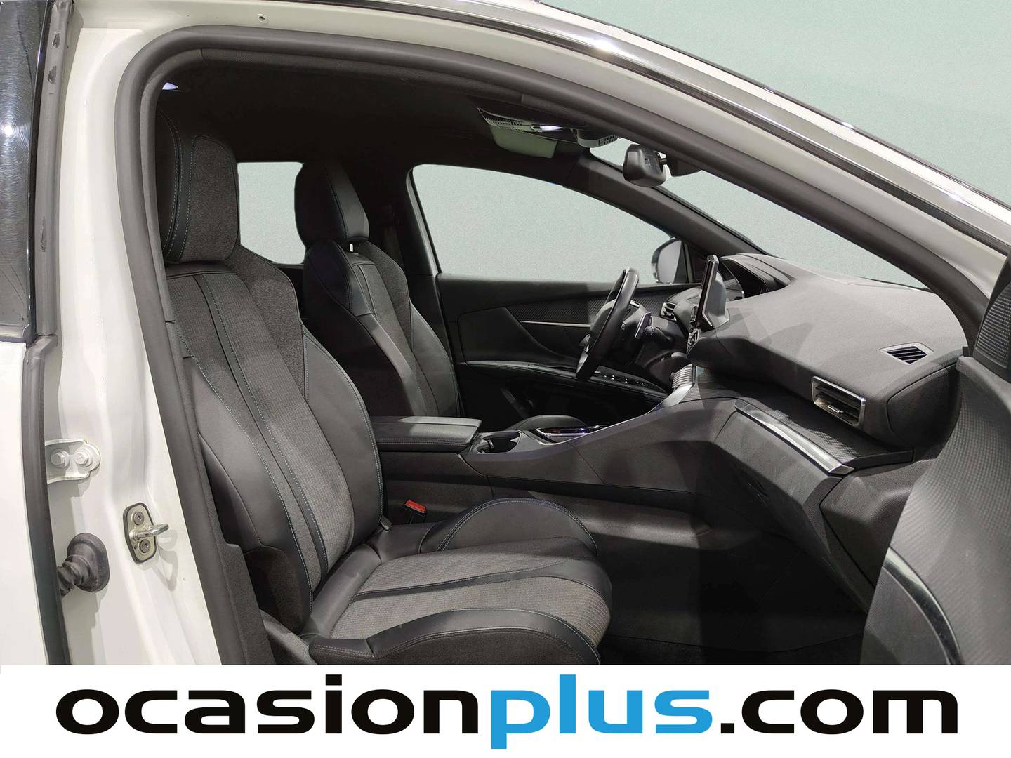 Peugeot 5008 Hybrid Peugeot 5008 Hybrid 1.2 Allure Pack eDCS6 (136 CV) 7 plazas híbrido