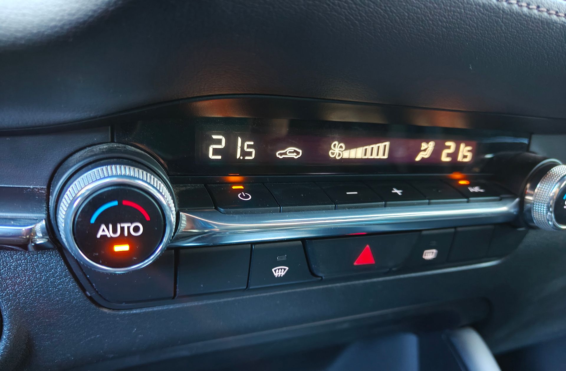 Mazda Mazda3 2.0 Skyactiv-G Origin - foto 32