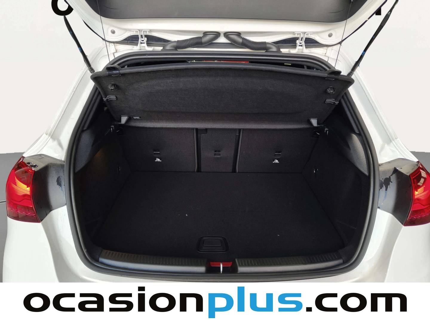 Foto Mercedes Clase A Mercedes-Benz Clase A 250 e (218 CV) Pack AMG