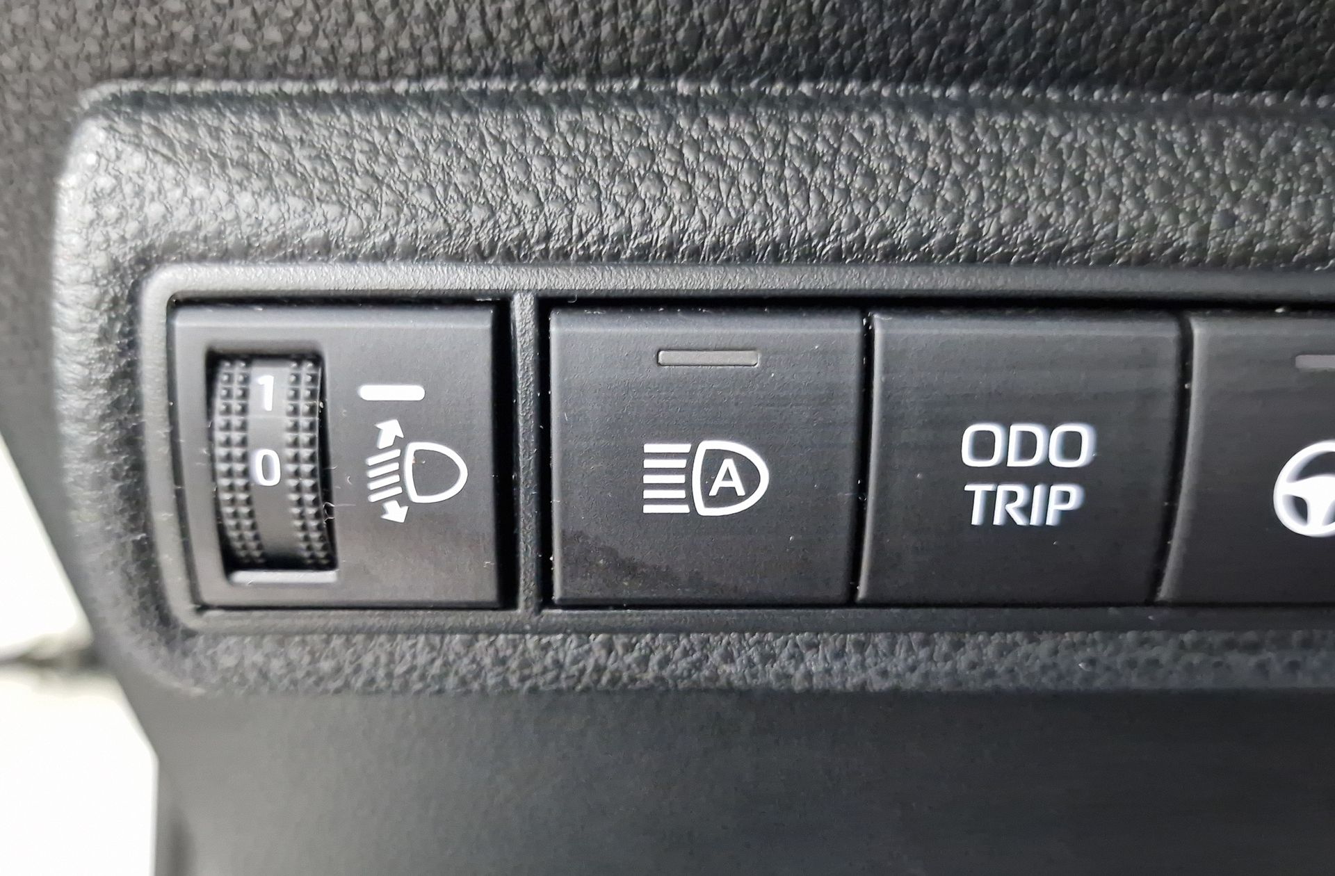 Toyota Corolla 140H Style - foto 27