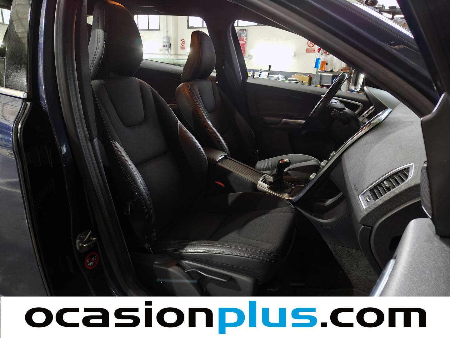 Foto Volvo XC60 Volvo XC60 D4 Momentum (181 CV)