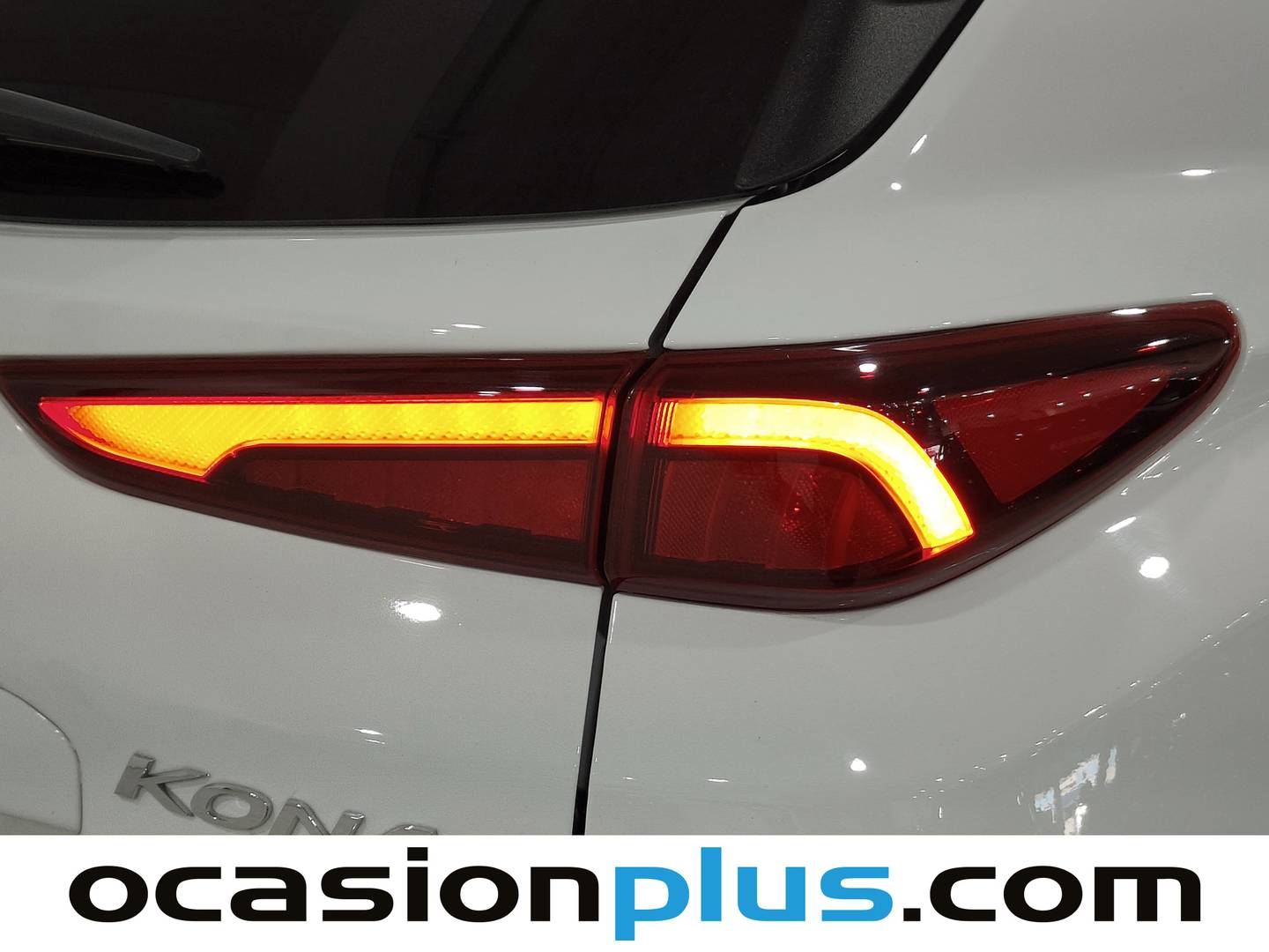 Hyundai Kona Hyundai Kona 1.6 GDI HEV Style Sky DCT (141 CV) de segunda mano