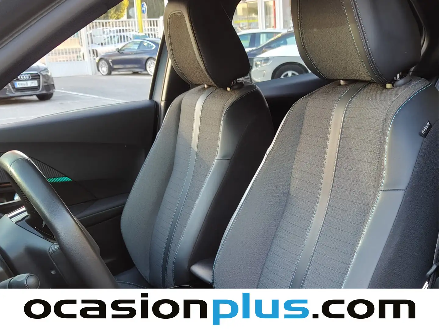 Foto Peugeot 2008 Peugeot 2008 PureTech 100 S&S Allure  (100 CV)