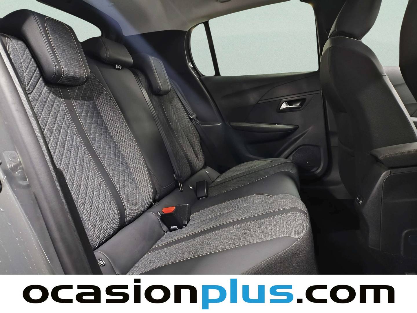 Peugeot 208 Peugeot 208 Allure Hybrid eDCS6 (100 CV) híbrido