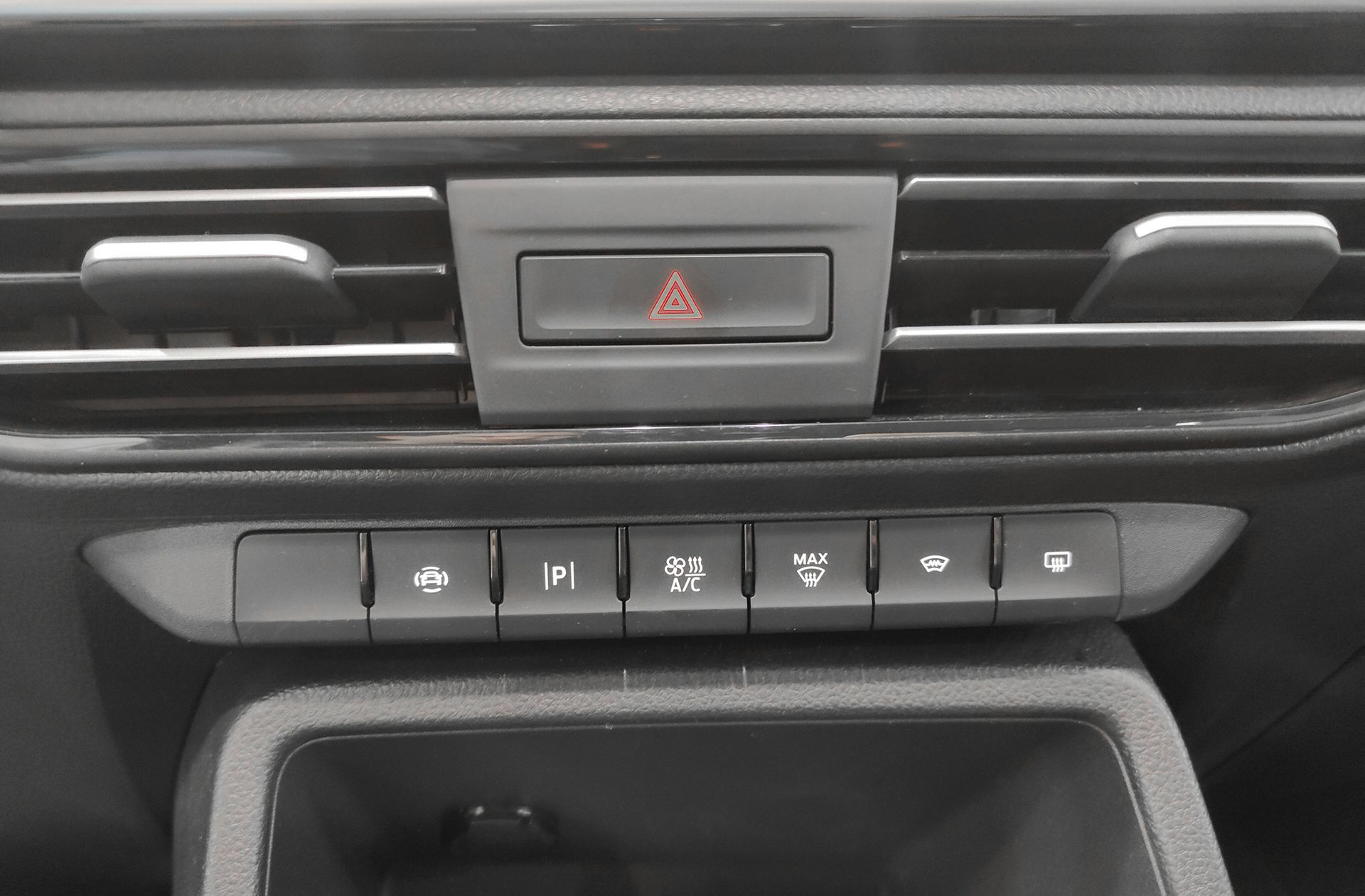 Ford Tourneo Connect 2.0 EcoBlue Titanium 7 plazas - foto 33