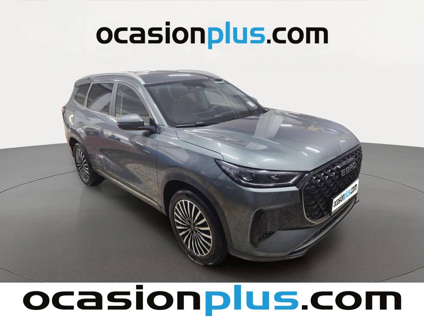 Foto delantera EBRO S800 EBRO S800 1.6 TGDI Premium DCT (147 CV) 7 Plazas derecha
