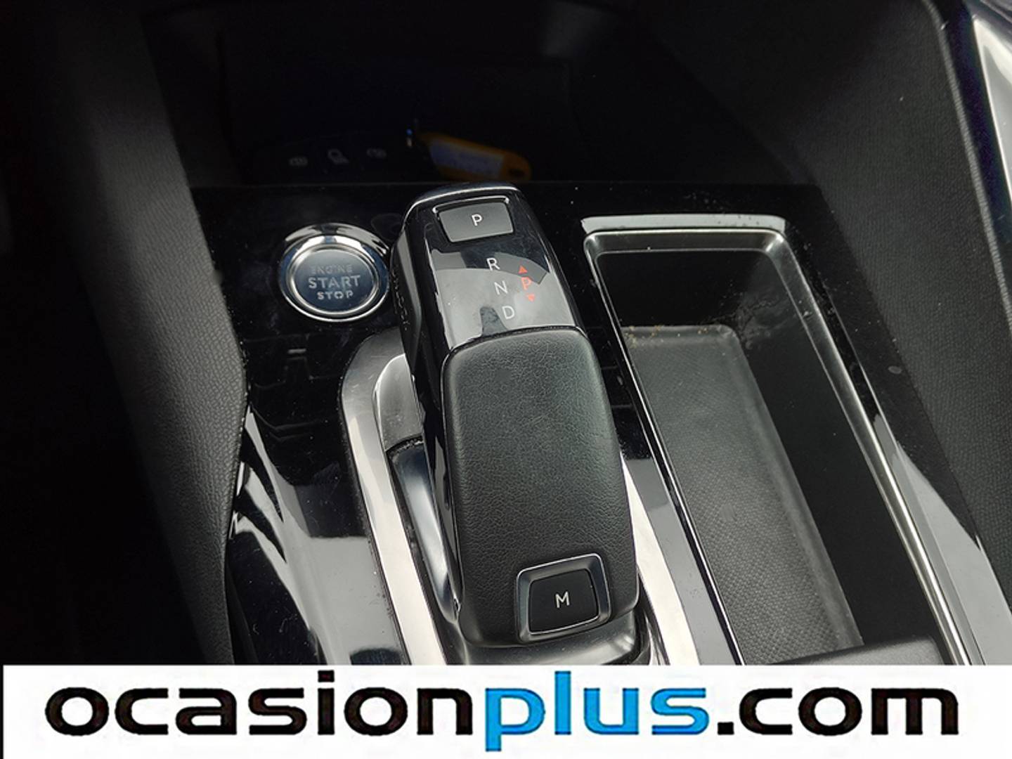 Foto Peugeot 5008 Peugeot 5008 PureTech 130 Allure Pack EAT8 (130 CV) 7 Plazas