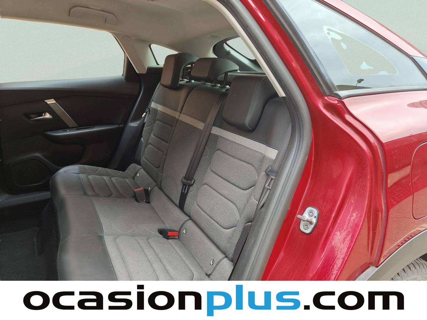 Foto asientos traseros Citroën C4 Citroën C4 PureTech 130 S&S 6v Feel Pack EAT8 (130 CV)