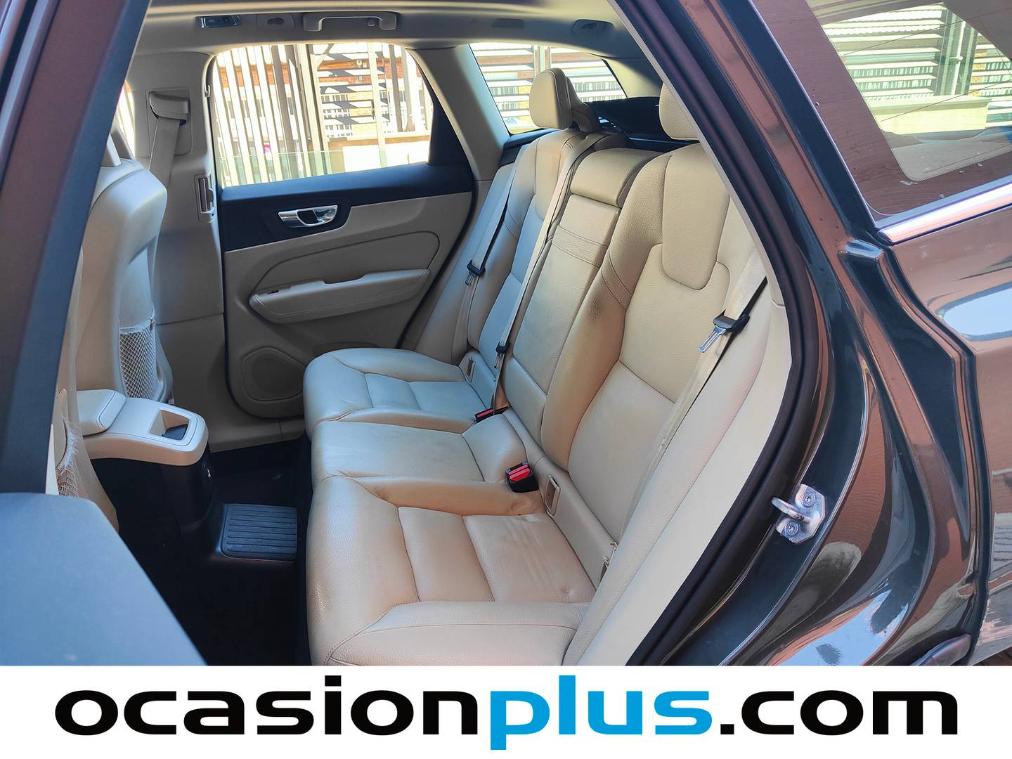 Foto asientos traseros Volvo XC60 Volvo XC60 T8 Inscription AWD Auto (407 CV)