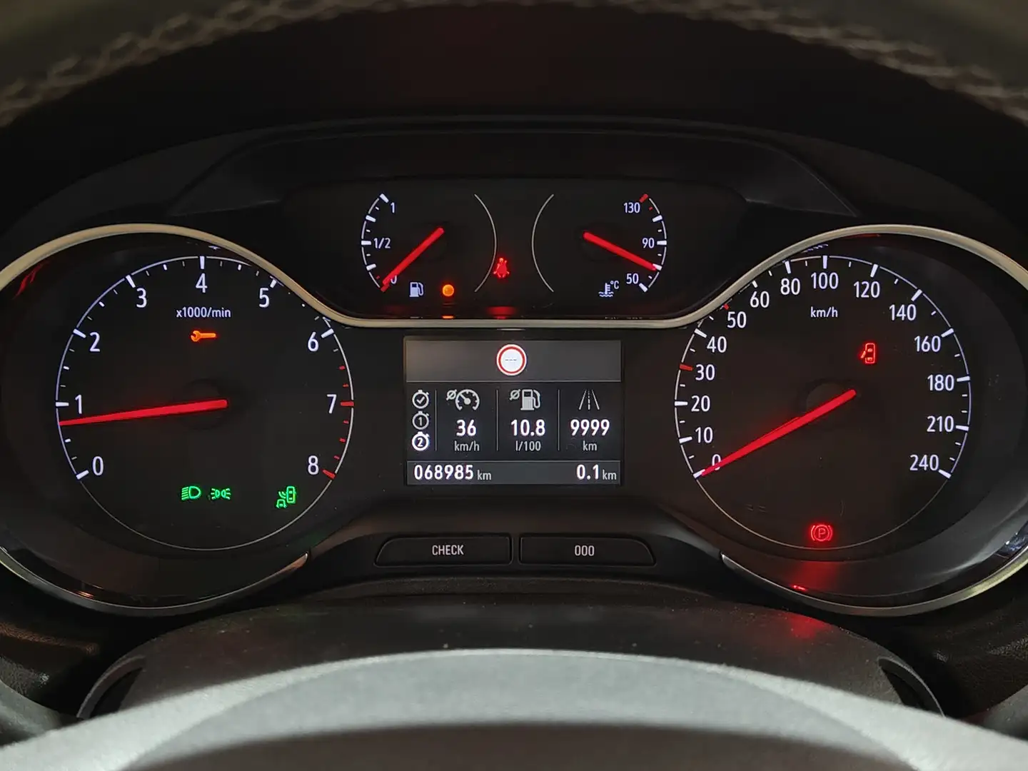 Foto Opel Grandland X Opel Grandland X 1.2 Turbo S&S ecoTEC Excellence (130 CV)